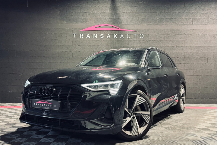 AUDI E-TRON
