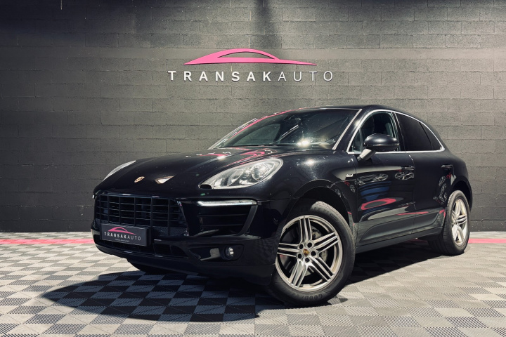 PORSCHE MACAN